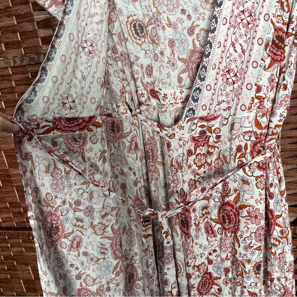 Zesica Floral Wrap Maxi Dress V-neckline, Boho Hippie Cottagecore, Size L. - Picture 10 of 13